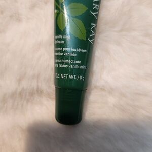 Mary Kay Vanilla Mint Lip Balm - Green Tube